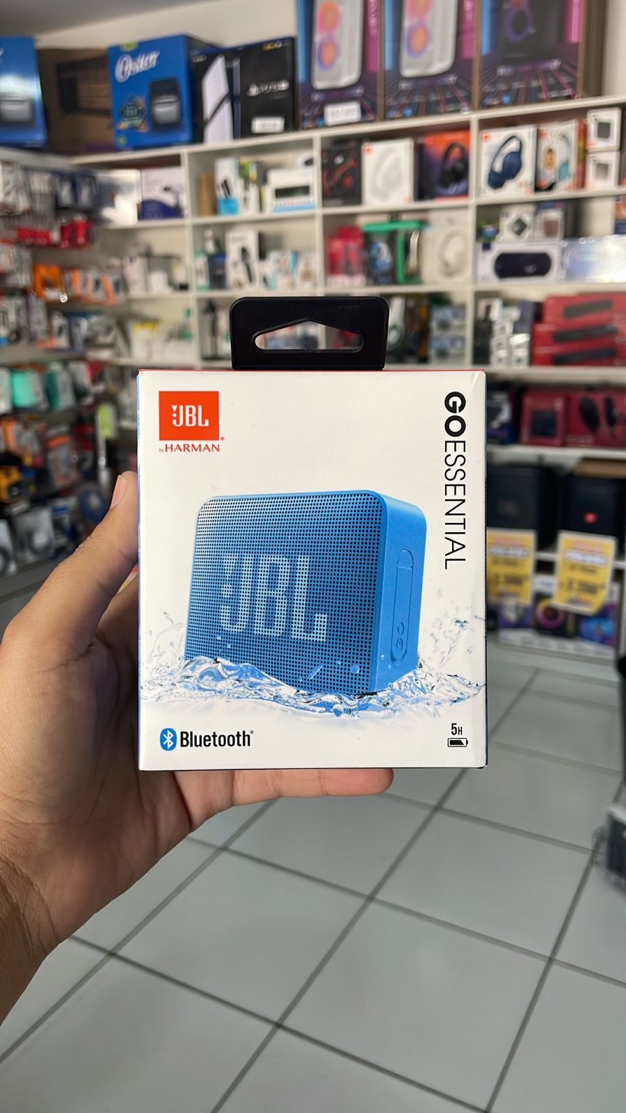Caixa De Som JBL Go Essential Portátil Bluetooth